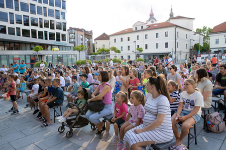 Tinko Celinko 9.7 (2)